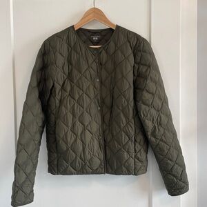 Uniqlo Olive Green light padded jacket